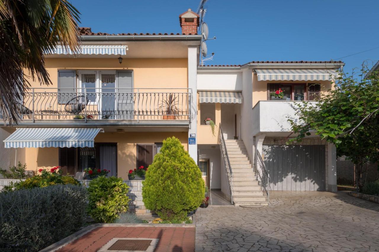 Newly Renovated Holiday Apartment Sirius Porec Esterno foto