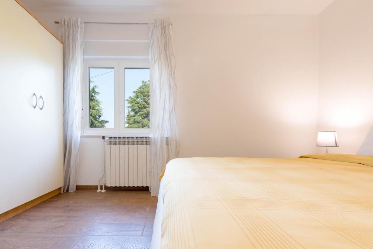 Newly Renovated Holiday Apartment Sirius Porec Esterno foto